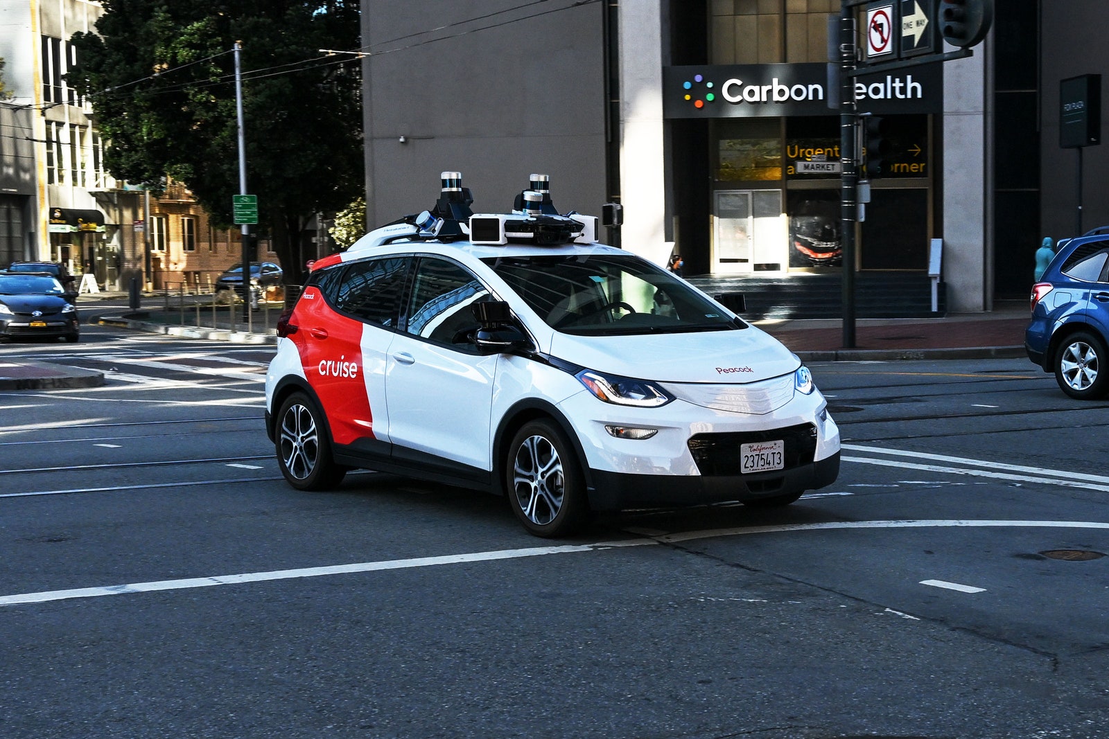 GM’s Cruise Loses Its Self-Driving License in San Francisco After a Robotaxi Dragged a Person
